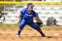 UNH_Softball_vs_SaintAnselm_20210321_CS1_5973.jpg 03/21/2021 - New Haven Softball vs Saint Anselm 