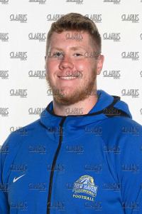 00021_NewHavenFootballHeadshots_20210810_CS3_9966.jpg 08/2021 - New Haven Football Headshots 