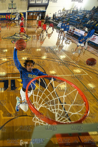 UNewHavenXXX_vs_ChestnutHill20211219_CM2_7988.jpg 12/19/2021 - New Haven Mens Basketball vs Chestnut Hill Chestnut Hill,Clarus Studios,DII,Griffins,NCAA Chargers,NE10,New England,New Haven,New Haven Chargers,Northeast10,UNH,University of New Haven,