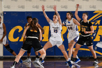 NewHavenWBBall_vs_Adelphi_20220117_CS1_1860.jpg 01/17/2022 - New Haven Women's Basketball vs Adelphi Clarus Studios,DII,NCAA Chargers,NE10,New England,New Haven,New Haven Chargers,Northeast10,UNH,University of New Haven,basketball,bball,womens basketball,womens bball,