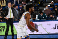 NewHavenMBB_vs_Lemoyne_20220205_CS1_3009.jpg 02/05/2022 - New Haven Mens Basketball vs LeMoyne Clarus Studios,DII,Dolphins,Le Moyne,Mens basketball,Mens bball,NCAA Chargers,NE10,New England,New Haven,New Haven Chargers,Northeast10,UNH,University of New Haven,basketball,bball,