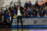 NewHavenMBB_vs_Lemoyne_20220205_CS1_3034.jpg 02/05/2022 - New Haven Mens Basketball vs LeMoyne Clarus Studios,DII,Dolphins,Le Moyne,Mens basketball,Mens bball,NCAA Chargers,NE10,New England,New Haven,New Haven Chargers,Northeast10,UNH,University of New Haven,basketball,bball,