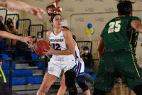 NewHavenWBB_vs_Lemoyne_20220205_CS1_2651.jpg 02/05/2022 - New Haven Womens Basketball vs LeMoyne Clarus Studios,DII,Dolphins,Le Moyne,NCAA Chargers,NE10,New England,New Haven,New Haven Chargers,Northeast10,UNH,University of New Haven,basketball,bball,womens basketball,womens bball,