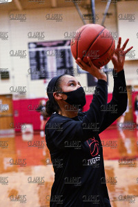 TMHS_GirlsBBall_20220210_CS3_7773.jpg 02/10/2022 - TMHS Girls Basketball - Senior Day 