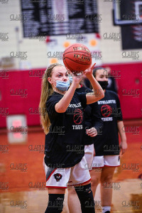 TMHS_GirlsBBall_20220210_CS3_7792.jpg 02/10/2022 - TMHS Girls Basketball - Senior Day 