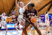 StJohnFishervsRhodeIsland_NCAADII1stRound_20220304_CM4_1075.jpg 03/04/2022 - Rhode Island College vs St John Fisher - NCAA DIII First Round Amherst,Anchormen,Cardinals,Clarus Studios,DIII,LeFrak Gymnasium,Massachusetts,NESCAC,New England,Rhode Island College,St. John Fisher,