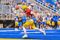 NewHaven_SpringFootball_20220423_CM3_7347.jpg 04/23/2022 - New Haven Football - Spring Game and Ring Ceremony Clarus Studios,DII,NCAA Chargers,NE10,New England,New Haven,New Haven Chargers,Northeast10,Spring Football,UNH,University of New Haven,