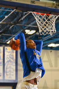 NewHavenMBB_vs_LeMoyne_20221231_CM3_6488.jpg 12/31/2022 - New Haven Mens Basketball vs Le Moyne Charge On,Chargers,Clarus Multimedia,Clarus Studios,D2,DII,Dolphins,Get Charged Up,LeMoyne,NCAA,NE10,New England,New Haven,New Haven Chargers,Northeast 10,