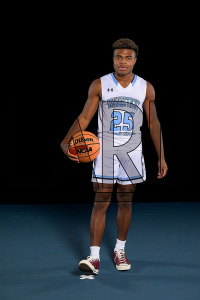 ConnColl_WinterMediaDay_20231105_CM0_2605.jpg 11/05/2023 - Conn College Winter Media Day 