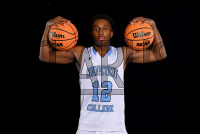 ConnColl_WinterMediaDay_20231105_CM0_2572.jpg 11/05/2023 - Conn College Winter Media Day 