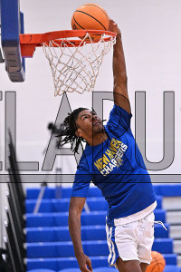 UNHMBB_vs_GCU_20231212_CM0_8679.jpg 12/12/2023 - New Haven Mens Basketball vs GCU Charge On,Chargers,Clarus Multimedia,Clarus Studios,D2,DII,Georgian Court Lions,Get Charged Up,NCAA,NE10,New England,New Haven,New Haven Chargers,Northeast 10,
