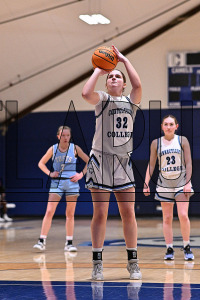 ConnCollegeWBB_vs_Tufts_20240105_CM0_3643.jpg 01/05/2023 - Conn College Women's Basketball vs Tufts BBall,Basketball,CC,Camels,Clarus Studios,Conn College,Connecticut,Connecticut College,DIII,Jumbps,Luce Fieldhouse,NESCAC,New England,New London,Tufts,Womens,Womens Basketball,
