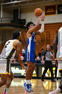 NewHavenMBB_vs_AIC_20240106_CM0_7526.jpg 01/06/2024 - New Haven Mens Basketball vs AIC Clarus Multimedia Group,DII,NCAA Chargers,NE10,New England,New Haven,New Haven Chargers,Northeast10,UNH,University of New Haven,www.clarusmultimedia.com,