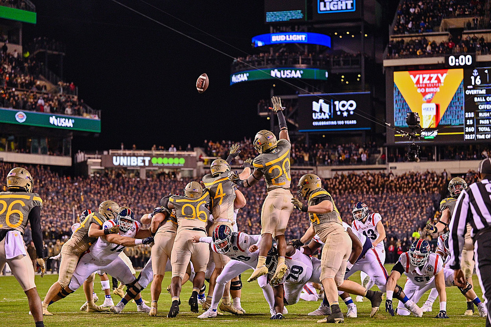 Army-Navy-Game_20221210_CM3_0723.jpg Sports Photography 