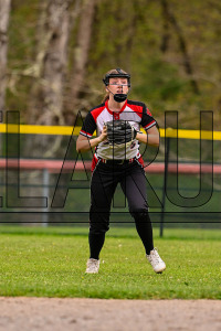 TMHSSoftball_20240506_CM0_5809.jpg 05/06/2024 - TMHS Softball 