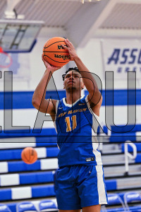 NewHaven_MBB_20241126_CM9_2207.jpg 11/26/2024 - New Haven Mens Basketball at Assumption 